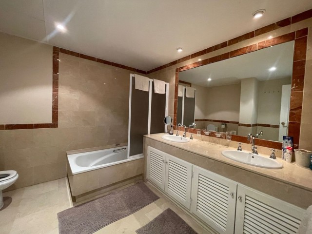 3 Bedrooms Apartment in Río Real