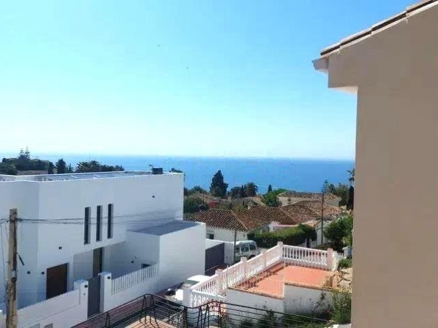 3 Bedrooms Townhouse in Benalmadena