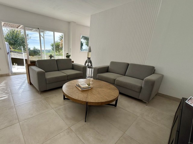 3 Bedrooms Villa in Estepona