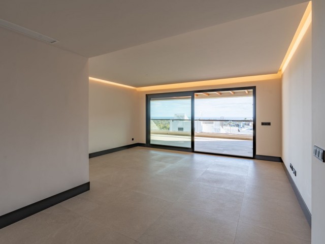 2 Soveroms Leilighet i Nueva Andalucía