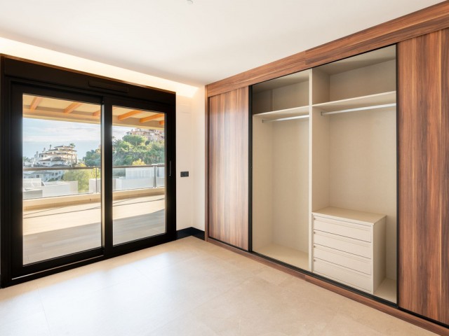 2 Soveroms Leilighet i Nueva Andalucía