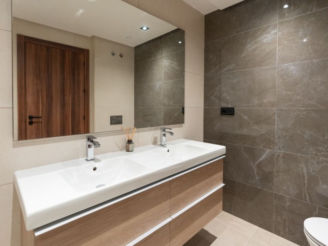 2 Soveroms Leilighet i Nueva Andalucía