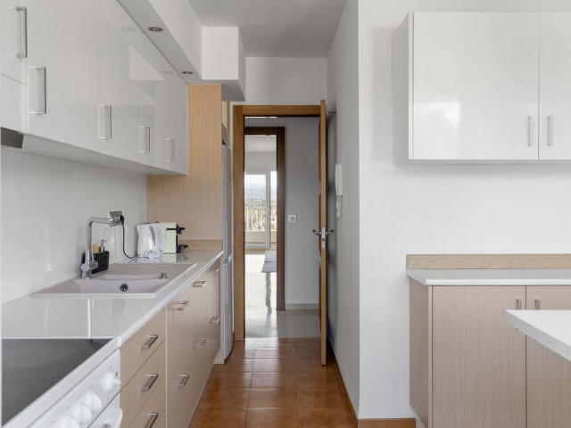 Penthouse avec 3 Chambres  à Nueva Andalucía