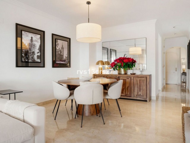 3 Bedrooms Apartment in Elviria