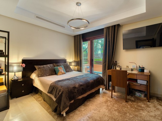 2 Bedrooms Apartment in Nueva Andalucía