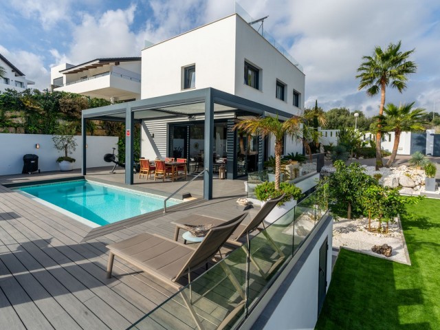 3 Bedrooms Villa in Cerros del Aguila