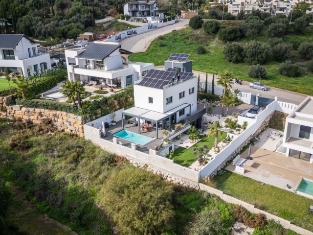 3 Bedrooms Villa in Cerros del Aguila