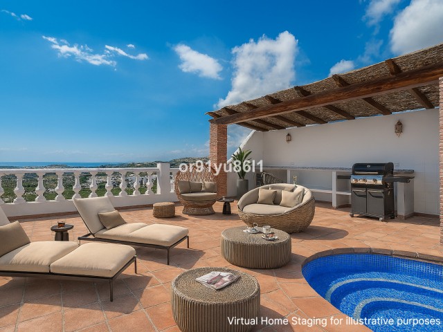 3 Bedrooms Villa in Benahavís