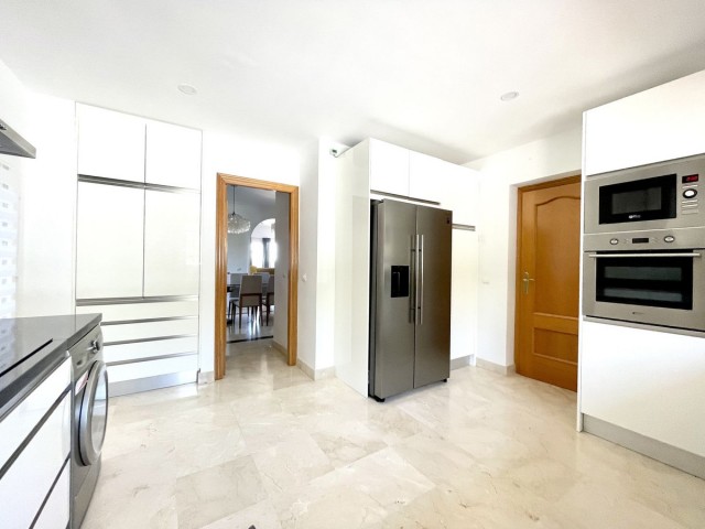 4 Makuuhuoneen Huvila Mijas Golf