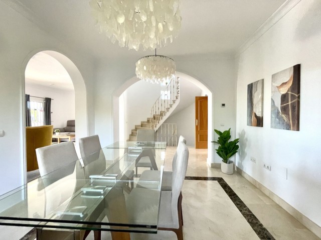 4 Bedrooms Villa in Mijas Golf