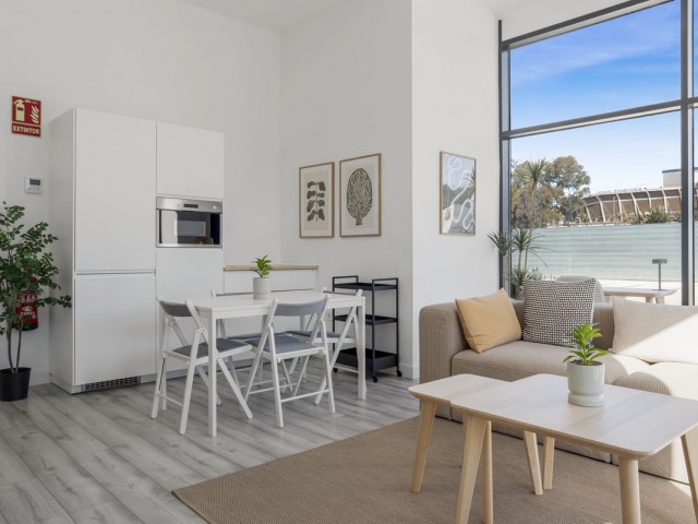 2 Bedrooms Apartment in Málaga Centro