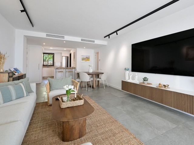 3 Bedrooms Apartment in Estepona