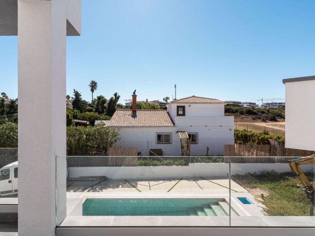 3 Bedrooms Villa in Estepona