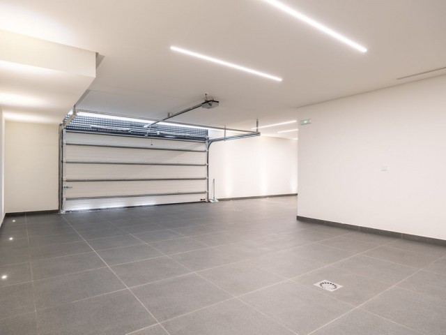 5 Bedrooms Villa in Carib Playa