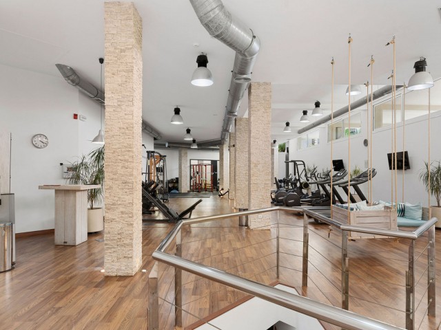 4 Bedrooms Apartment in Nueva Andalucía