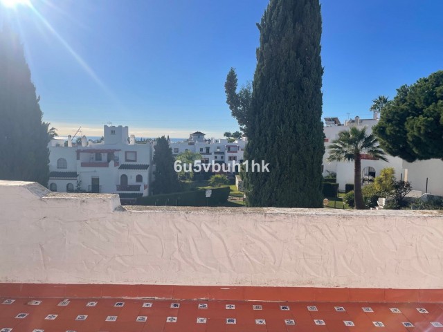 4 Makuuhuoneen Rivitalo Estepona