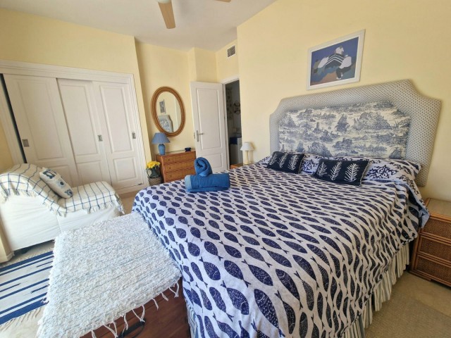 2 Bedrooms Townhouse in Casares Playa