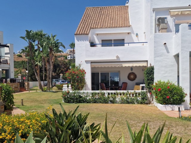 2 Slaapkamer Rijtjeshuis in Casares Playa