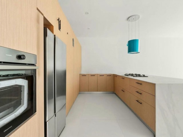 3 Bedrooms Villa in Cerros del Aguila