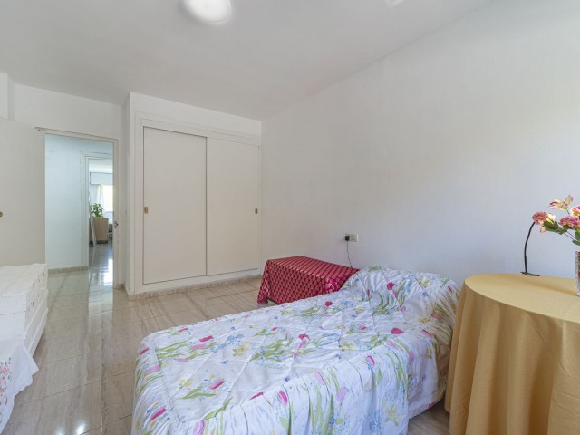 Apartamento con 4 Dormitorios  en Nueva Andalucía
