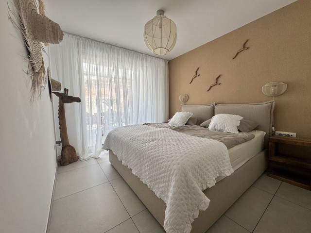 2 Bedrooms Apartment in Elviria