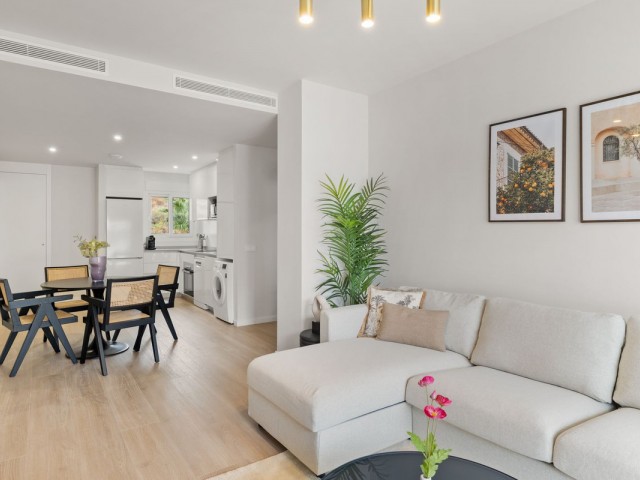 2 Bedrooms Apartment in Estepona