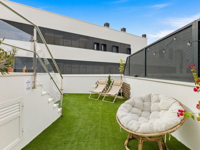 2 Bedrooms Apartment in Estepona