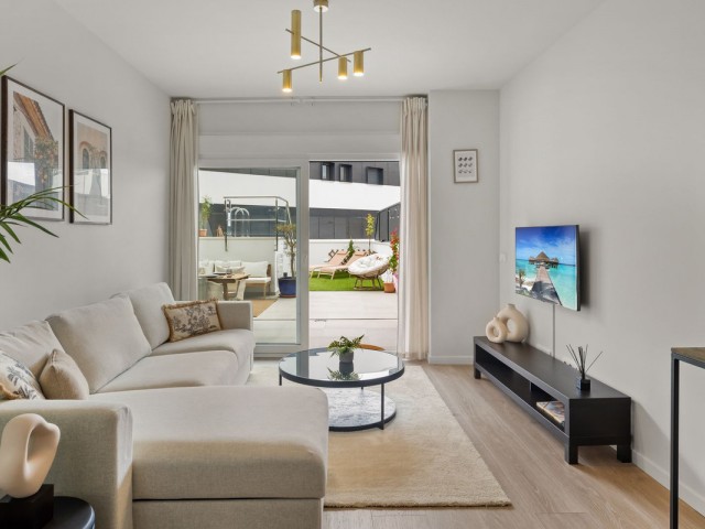 2 Bedrooms Apartment in Estepona