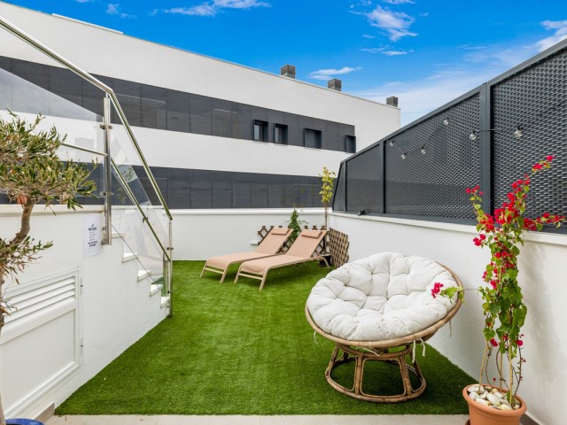 2 Bedrooms Apartment in Estepona