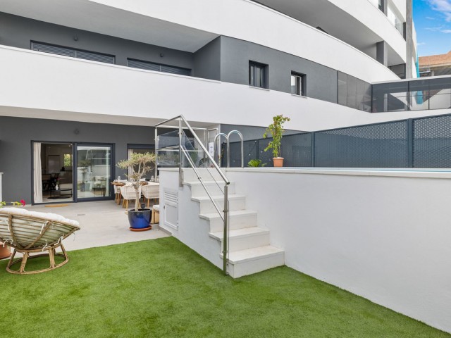 2 Bedrooms Apartment in Estepona