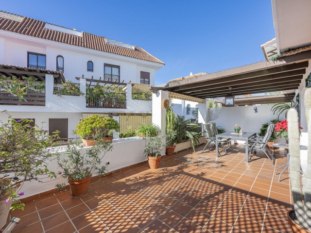 Apartment, The Golden Mile, R5272357