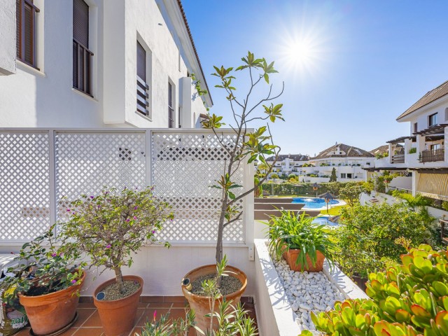 Apartment, The Golden Mile, R5272357