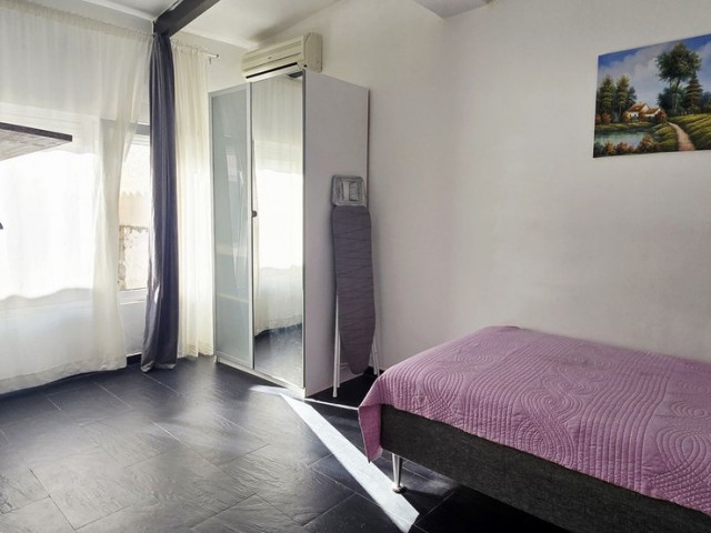 5 Bedrooms Villa in Mijas Costa