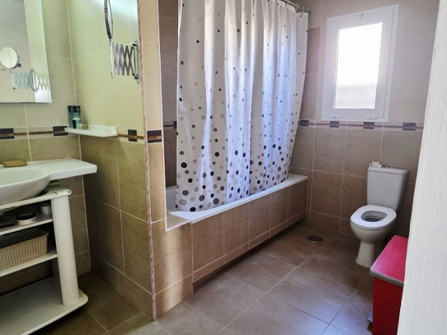 5 Bedrooms Villa in Mijas Costa