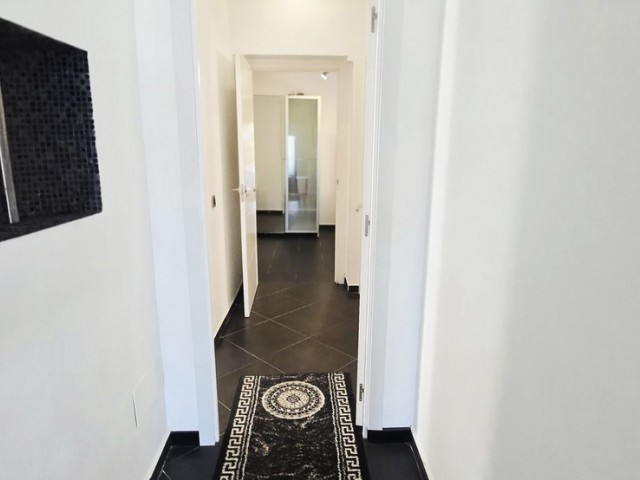 7 Bedrooms Villa in Mijas Costa