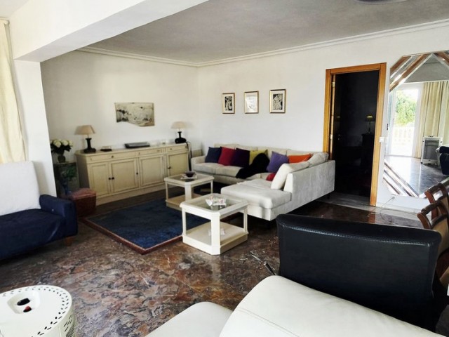 7 Bedrooms Villa in Mijas Costa