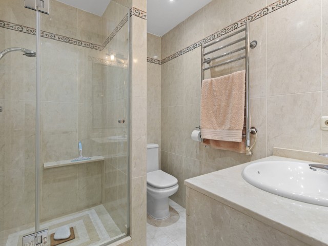 3 Bedrooms Townhouse in Estepona