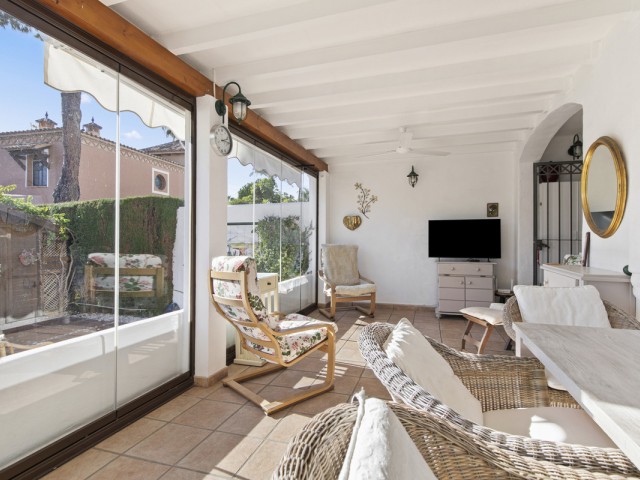 3 Bedrooms Townhouse in Estepona