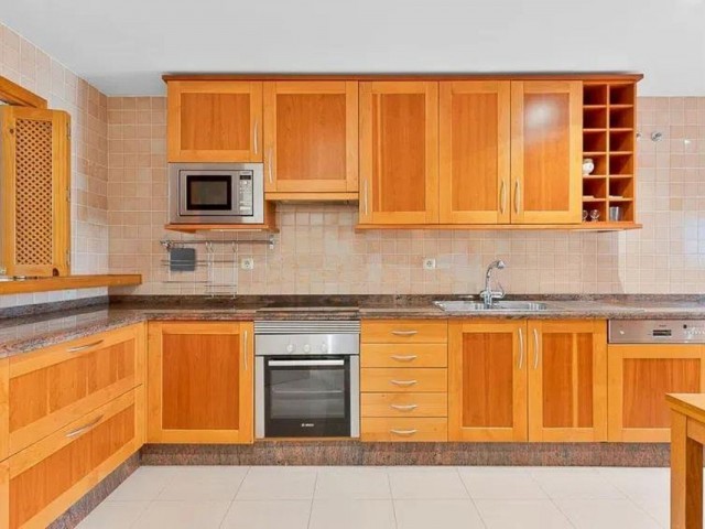 2 Bedrooms Apartment in San Pedro de Alcántara