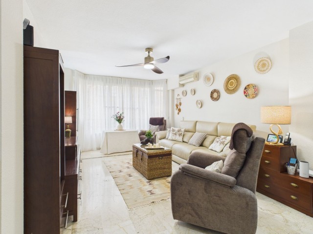 2 Bedrooms Apartment in Estepona