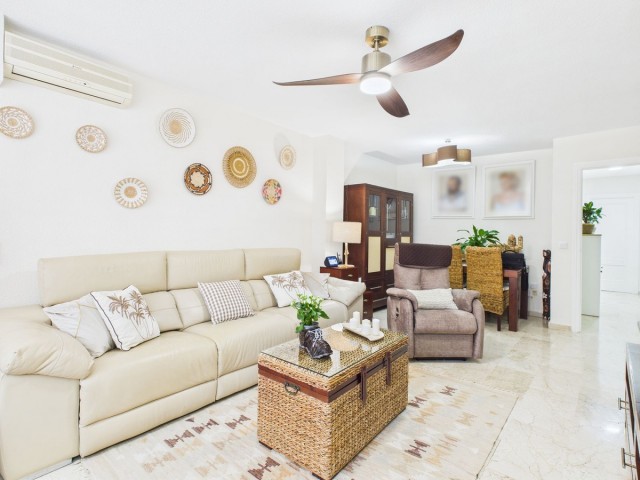 2 Bedrooms Apartment in Estepona