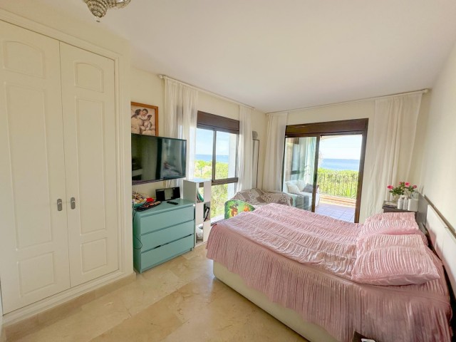 Apartamento con 2 Dormitorios  en La Alcaidesa