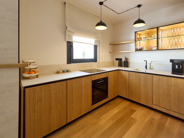 2 Bedrooms Apartment in Puerto Banús