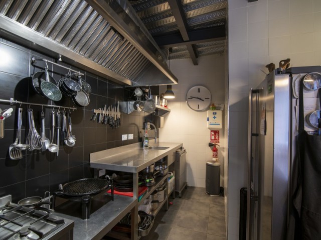 2 Makuuhuoneen Rivitalo Estepona