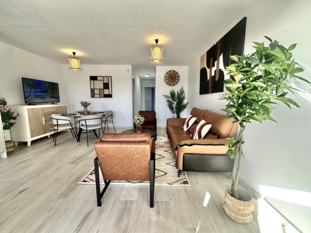 Apartment, Calahonda, R4728670