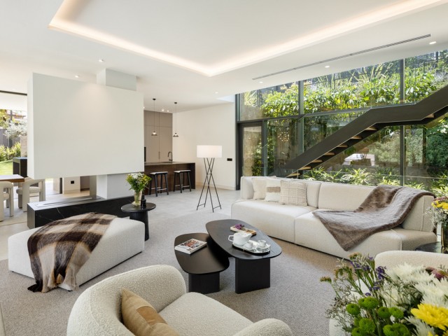 5 Makuuhuoneen Huvila Nueva Andalucía