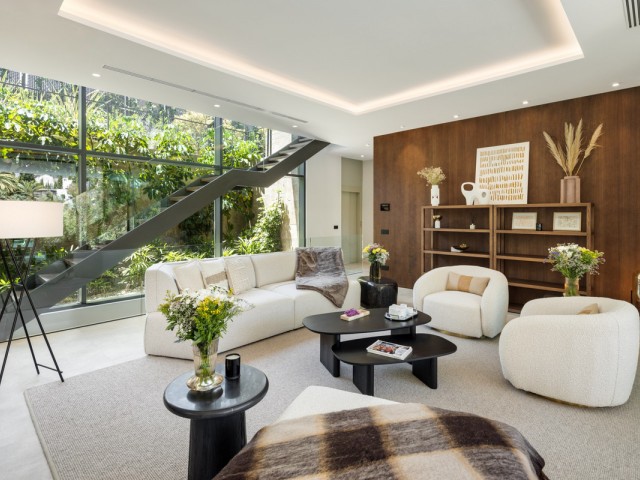 5 Makuuhuoneen Huvila Nueva Andalucía