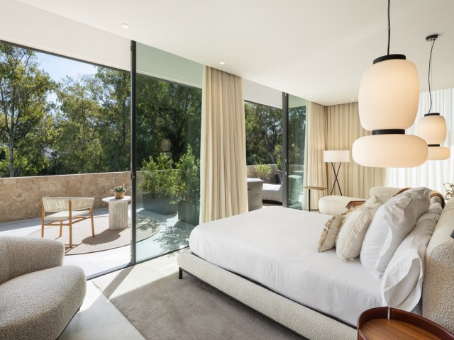 5 Makuuhuoneen Huvila Nueva Andalucía