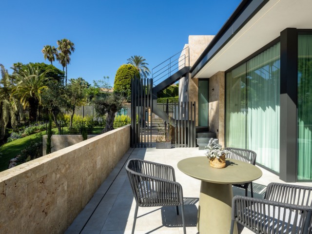 5 Makuuhuoneen Huvila Nueva Andalucía