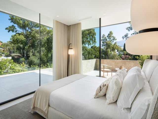 5 Makuuhuoneen Huvila Nueva Andalucía